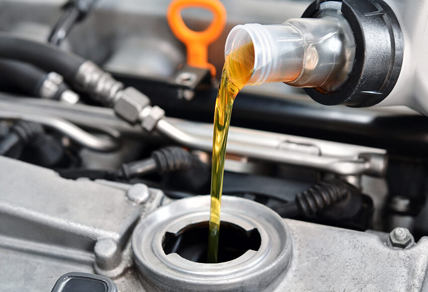 Conventional & Synthetic Oil Changes